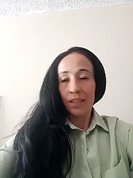 Snapshot of Coeur_de_luxure chatting on 02-09-26, 04:22 Coeur de luxure online show from 02-09-26, 04:22