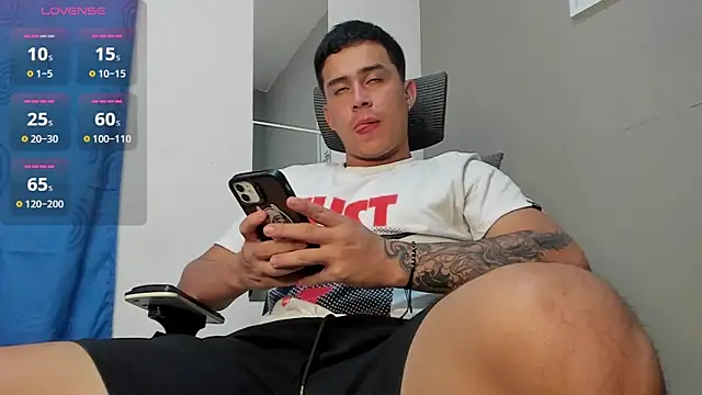 mattiwsmorris  online show from 01-15-26, 02:27