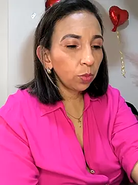 Snapshot of Mrsvictoriaaa chatting on 02-26-25, 06:00 Mrsvictoriaaa online show from 02-26-25, 06:00