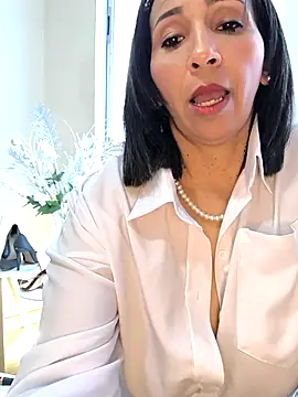 Snapshot of Mrsvictoriaaa chatting on 11-15-25, 07:21 Mrsvictoriaaa online show from 11-15-25, 07:21