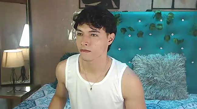 LiamAndrewzz online show from 03-05-25, 04:35