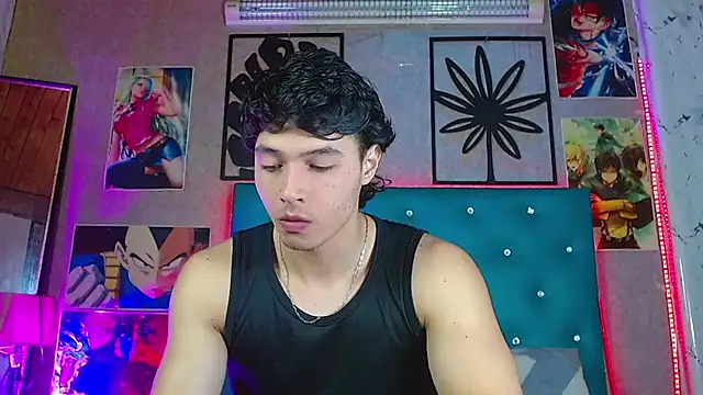 Snapshot of LiamAndrewzz chatting on 07-21-26, 03:53 LiamAndrewzz online show from 07-21-26, 03:53