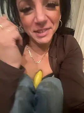 Snapshot of Gabriella316 chatting on 10-28-25, 11:07 Gabriella316 online show from 10-28-25, 11:07