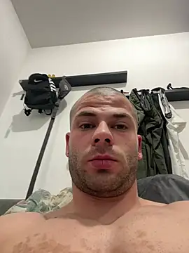 pesyelisa online show from 02-18-25, 02:59