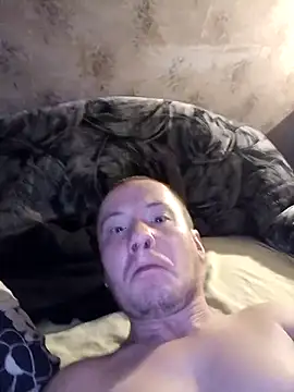 Vajs87 online show from 10-23-25, 02:33