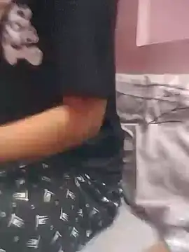 Dolly b online show from 02-19-25, 02:44