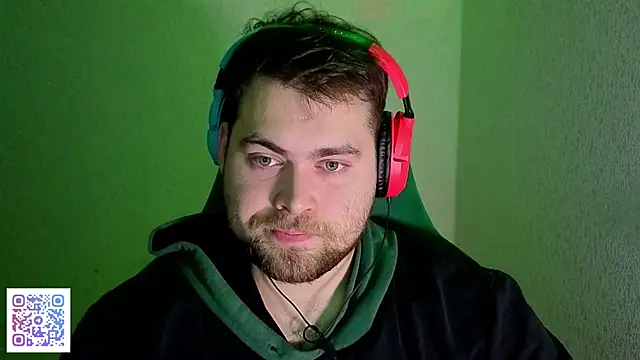 Snapshot of Mars_I chatting on 12-15-25, 04:55 Mars I online show from 12-15-25, 04:55