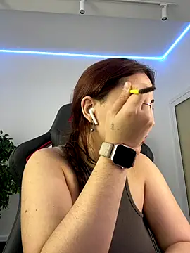 AshleySkott  online show from 10-05-25, 08:23