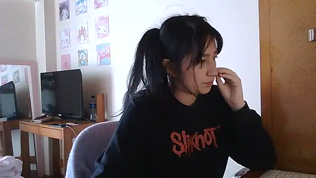 Arielle lov online show from 11-10-25, 06:07