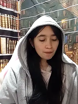 Arielle lov online show from 04-15-26, 07:58