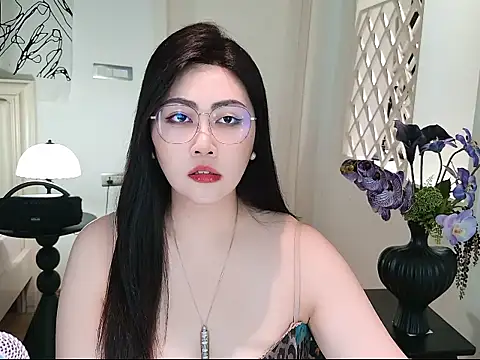 Snapshot of Tingdie chatting on 09-18-25, 03:25 Tingdie online show from 09-18-25, 03:25