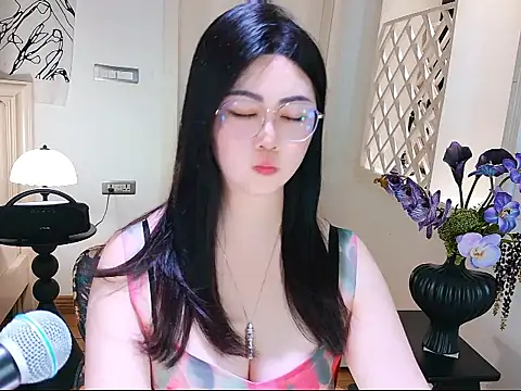 Snapshot of Tingdie chatting on 09-20-25, 05:58 Tingdie online show from 09-20-25, 05:58