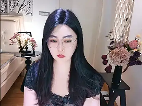 Snapshot of Tingdie chatting on 10-01-25, 05:08 Tingdie online show from 10-01-25, 05:08