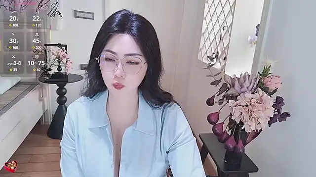 Snapshot of Tingdie chatting on 10-12-25, 07:29 Tingdie online show from 10-12-25, 07:29