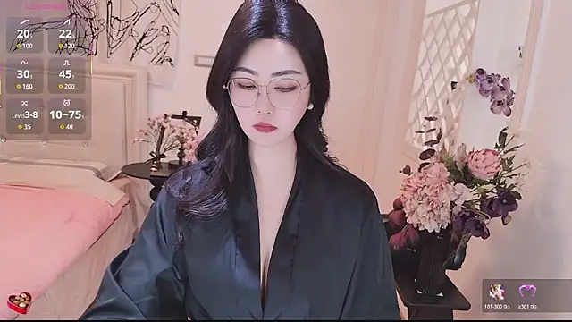 Snapshot of Tingdie chatting on 10-22-25, 01:17 Tingdie online show from 10-22-25, 01:17