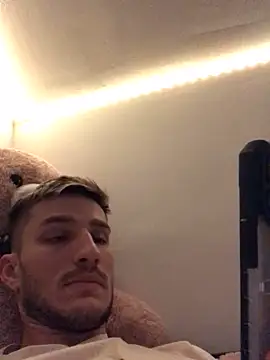 yoyoboy988 online show from 02-17-25, 09:08