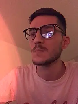 yoyoboy988 online show from 02-18-25, 09:42