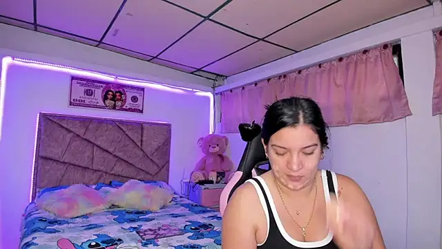 Cristal Smith20 online show from 04-15-26, 01:07