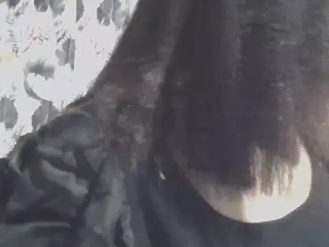 Snapshot of Louna45dv chatting on 03-19-25, 07:38 Louna45dv online show from 03-19-25, 07:38