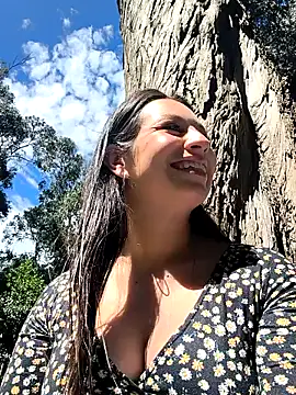 Snapshot of Nat_XxX chatting on 06-11-26, 06:39 Nat XxX online show from 06-11-26, 06:39