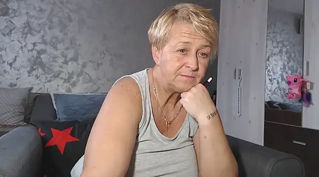 RosesandLillies online show from 02-19-25, 02:55