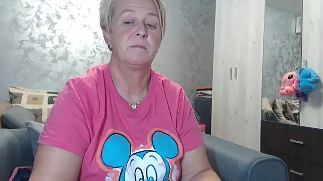 RosesandLillies online show from 10-11-25, 04:49