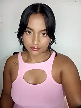 victoria roussee online show from 03-13-25, 09:32