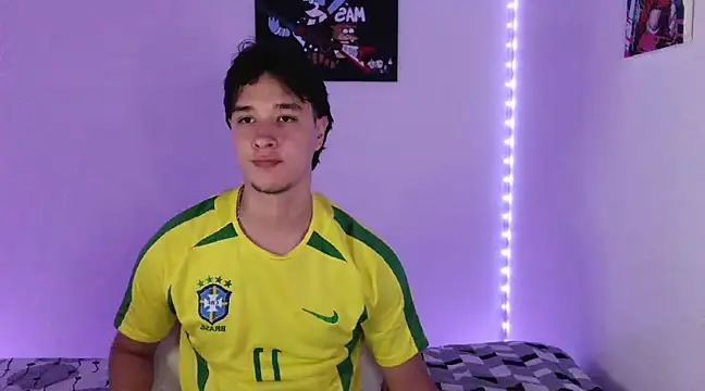 Snapshot of jack_walker190 chatting on 03-08-25, 06:54 jack walker190 online show from 03-08-25, 06:54