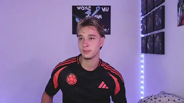 Snapshot of jack_walker190 chatting on 09-14-25, 06:34 jack walker190 online show from 09-14-25, 06:34