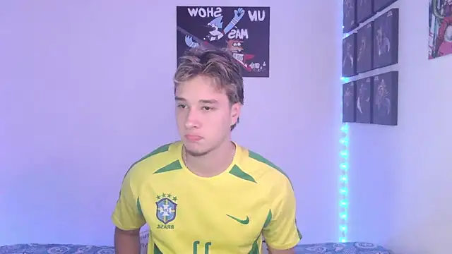 Snapshot of jack_walker190 chatting on 10-17-25, 06:27 jack walker190 online show from 10-17-25, 06:27