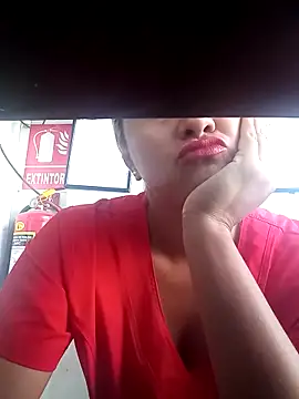 Snapshot of Dulcechocolate7 chatting on 03-11-25, 07:47 Dulcechocolate7 online show from 03-11-25, 07:47