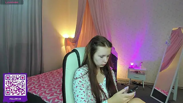 boozekirs  online show from 09-15-25, 02:33