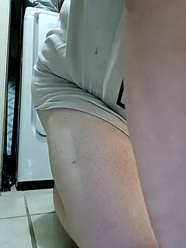 HTXBELLE online show from 10-12-25, 04:22