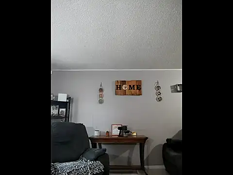 HTXBELLE online show from 11-28-25, 10:23