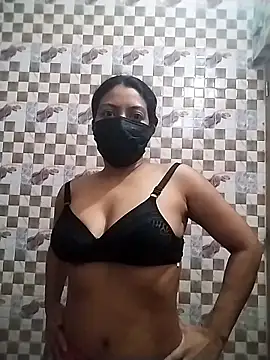 cuteangel9999 online show from 02-24-25, 11:41