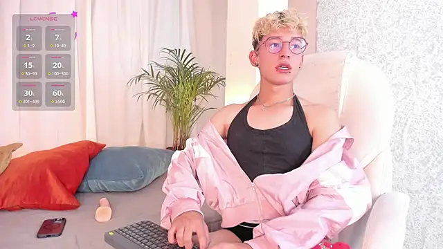 iiangel  online show from 02-21-25, 03:34