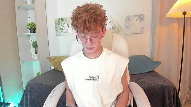 iiangel  online show from 11-05-25, 04:12