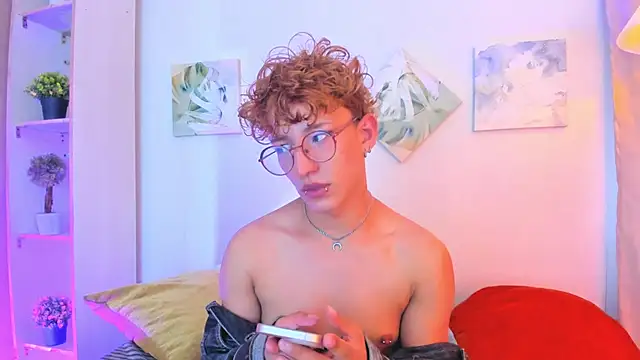 iiangel  online show from 01-17-26, 03:39