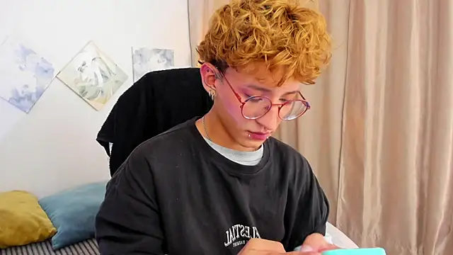 iiangel  online show from 02-03-26, 04:43