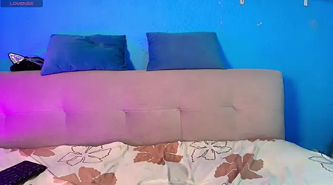 Vicky Miller 05 online show from 02-27-25, 10:53