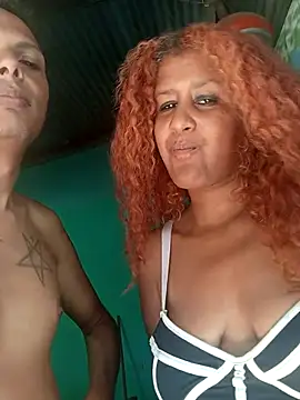 Snapshot of shirlihot chatting on 10-17-25, 01:35 shirlihot online show from 10-17-25, 01:35