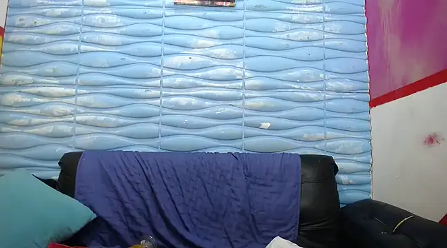 seigfried0 online show from 03-03-25, 10:31