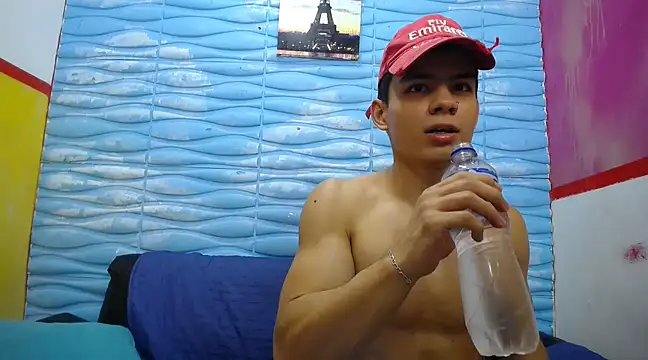 seigfried0 online show from 03-06-25, 10:36