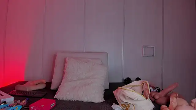 sasha riverss online show from 02-18-26, 07:32