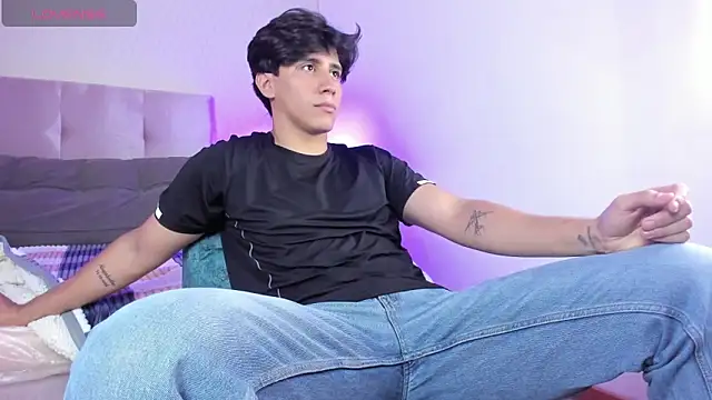 Allex Cano online show from 03-20-26, 08:03