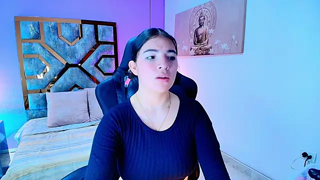 Zamira Taylor online show from 11-04-25, 07:35