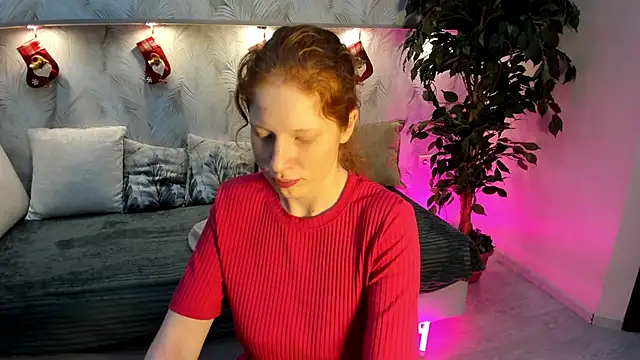 Sandra Wi1son online show from 12-20-25, 06:09