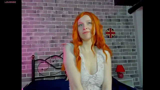 KristinMoore online show from 03-09-25, 09:24