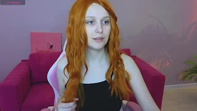 KristinMoore online show from 03-15-25, 09:09