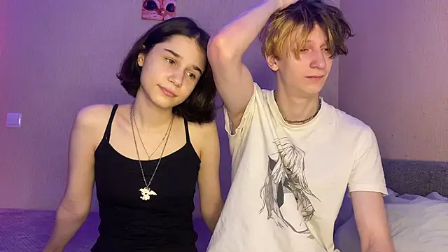 Snapshot of baby_lesi chatting on 03-20-25, 03:04 baby lesi online show from 03-20-25, 03:04